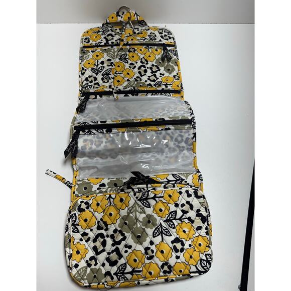 Vera Bradley Go Wild 3 Fold Travel Hanging Organizer New With Tags Yellow Black - Picture 11 of 11